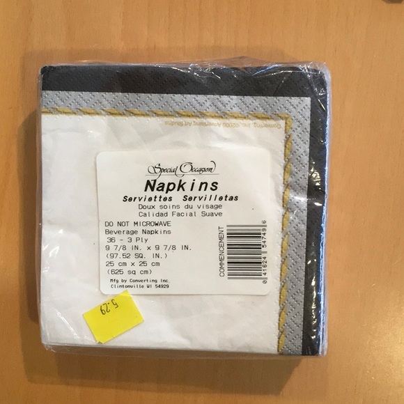 Graduation Bundle - Photo Frame, Candles, Napkins - Picture 7 of 12